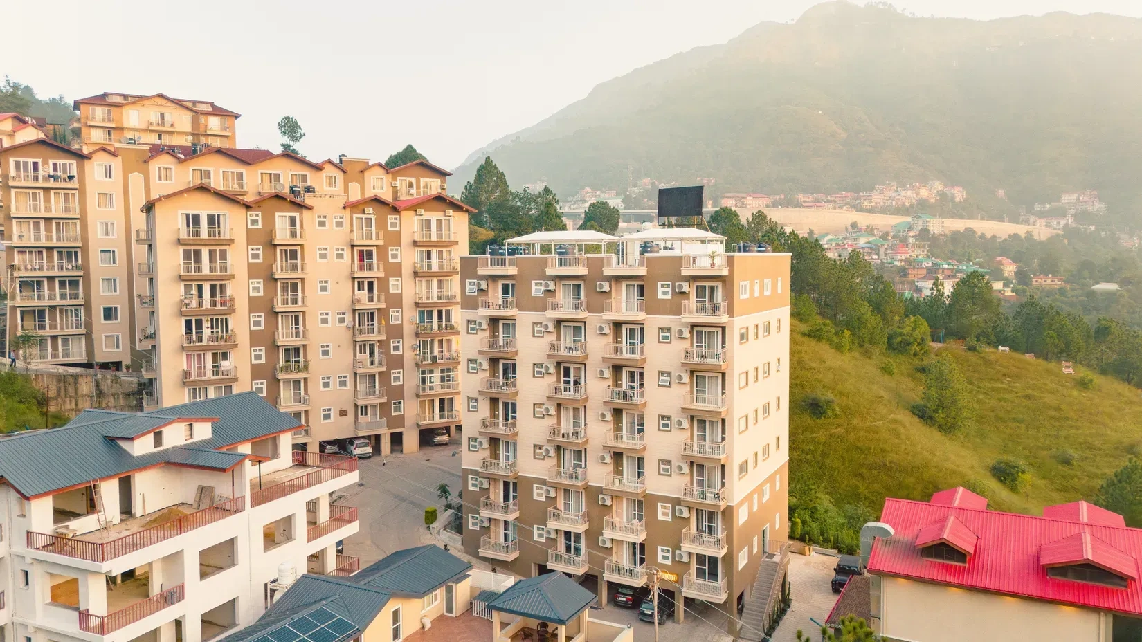 Montclair Ananta Elite Solan Himachal